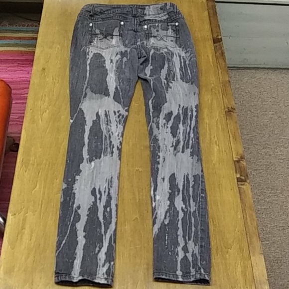 ZD Premium Jeans. Size 9. *o - Picture 7 of 9